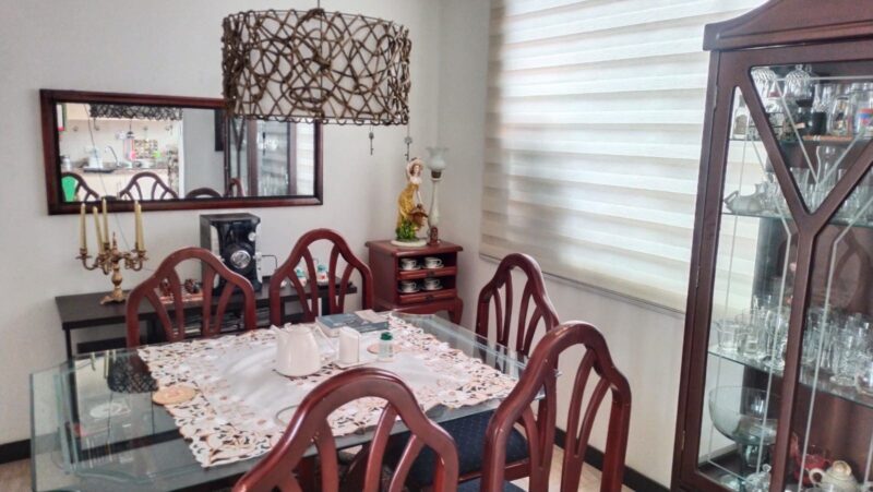 VENDO CASA - CONJUNTO BOSQUES DE COGUA