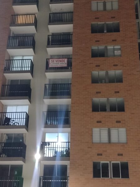 VENDO APARTAMENTO - CONJUNTO SALINAS 2